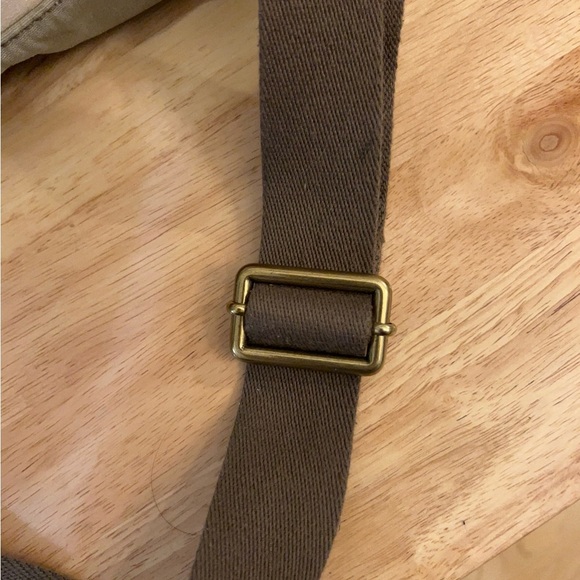 Fossil Multicolor Floral Print Canvas Weekender Bag. - Picture 4 of 16